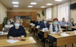 В Брянске прошла акция «Сдаем вместе. День сдачи ЕГЭ родителями»