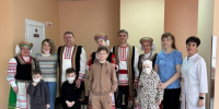 Солисты ансамбля русской песни «Дубравушка» из Стародуба поздравили мам и подопечных фонда «Ванечка» - Новый Путь