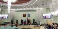 В Брянске работников бытового обслуживания населения и ЖКХ поздравили с профессиональным праздником - Новый Путь